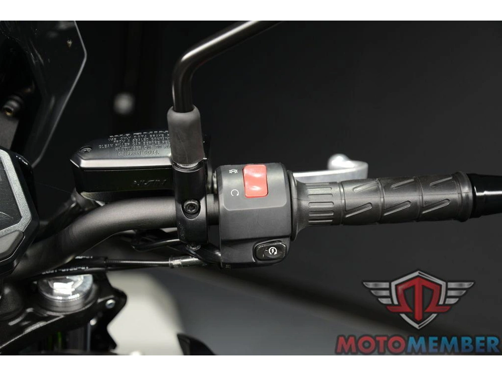 2022 Kawasaki Z650 alt