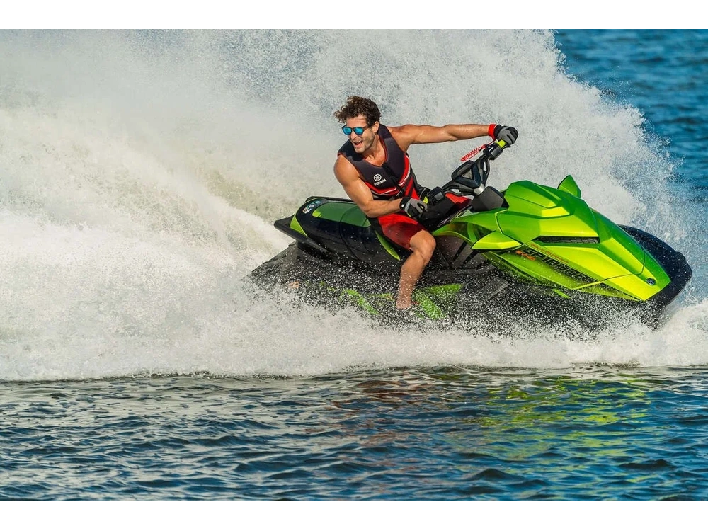 2023 Yamaha Svho alt