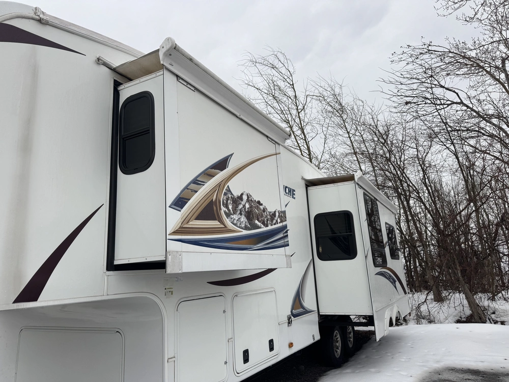 Keystone Rv Avalanche 290rls 2011 alt