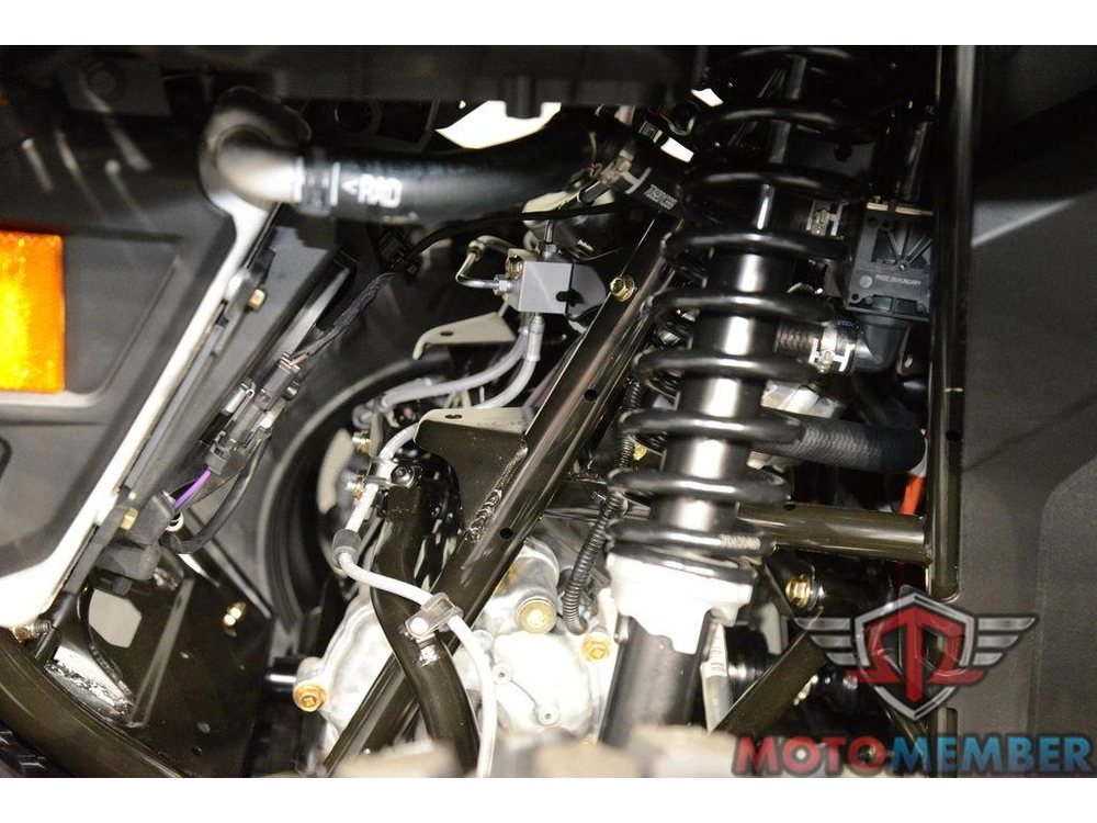 2026 Can-am Outlander Electric Max alt