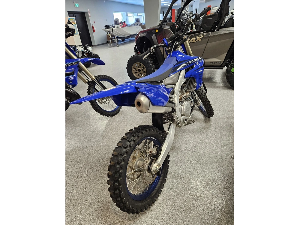2023 Yamaha Yz450fx alt
