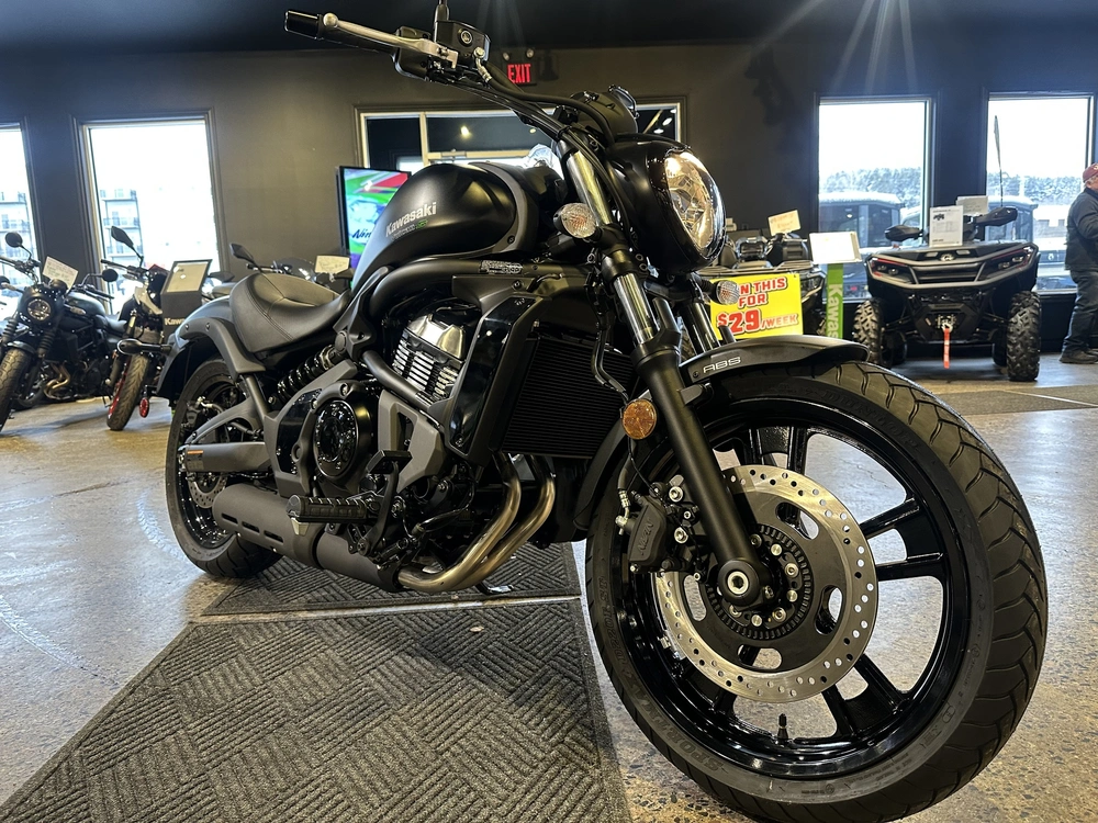 2026 Kawasaki Vulcan S alt
