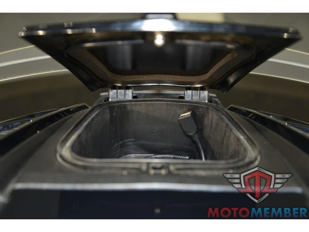 2023 Can-am Spyder F3-t Rotax 1330 Ace alt