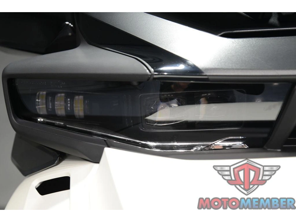 2026 Can-am Spyder Rt Sea-to-sky alt