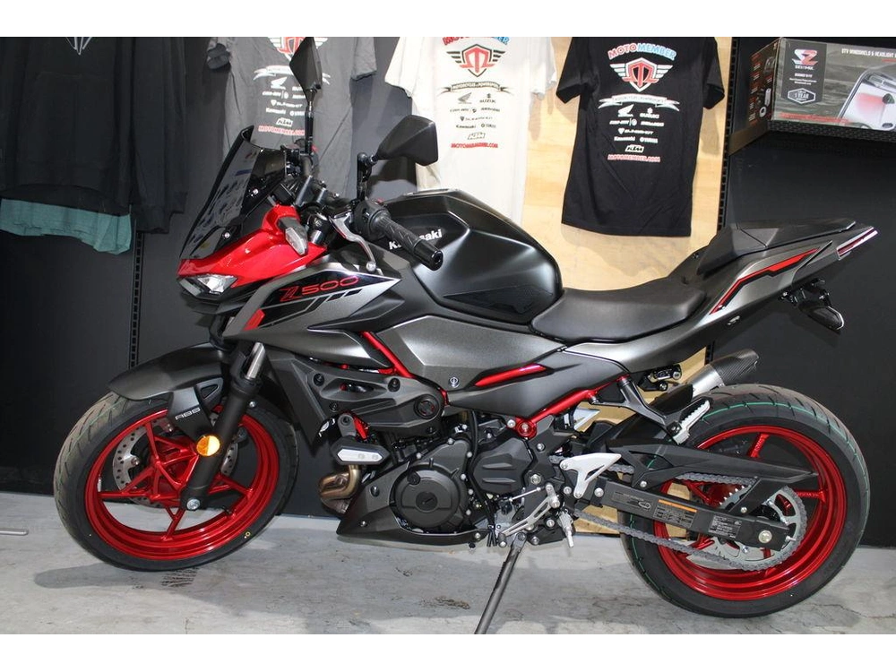 2025 Kawasaki Z500 Se Abs alt