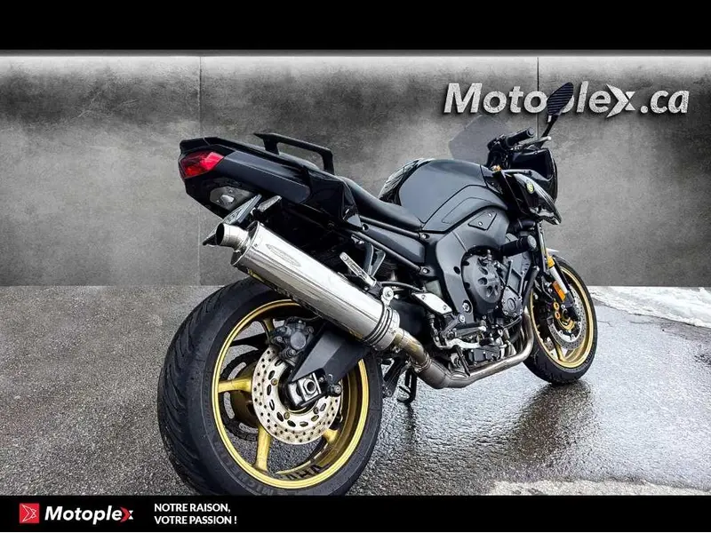Yamaha FZ8 FAZER 8 2011