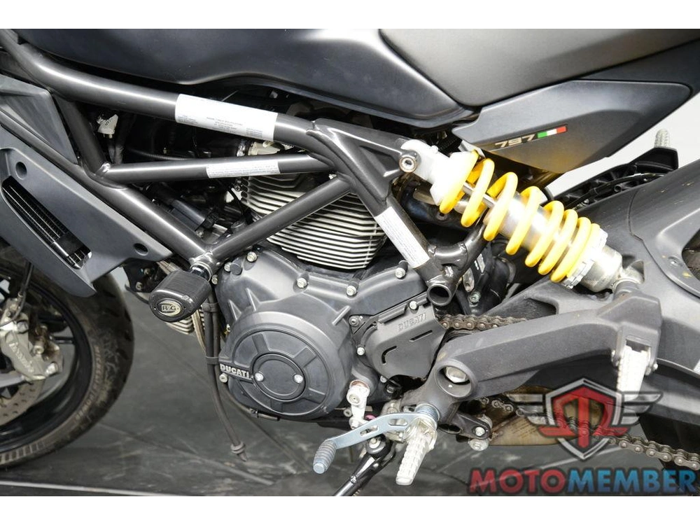 2018 Ducati Monster 797 Plus Dark Stealth alt