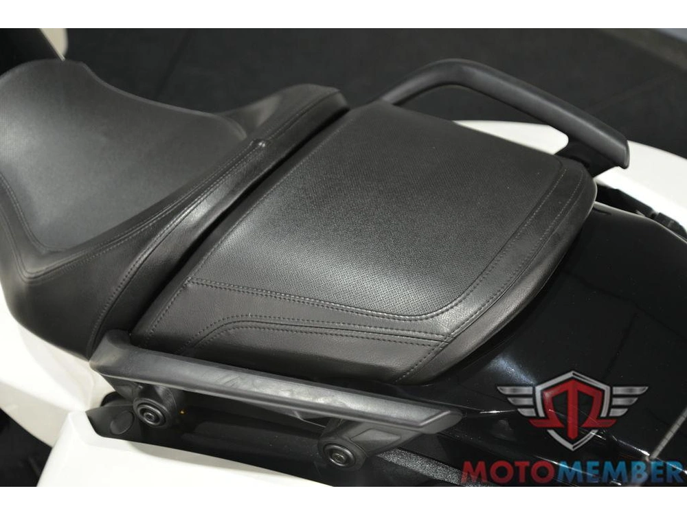 2023 Can-am Spyder F3-t Rotax 1330 Ace alt