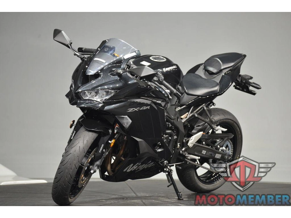 2025 Kawasaki Ninja® Zx™-4r Abs alt