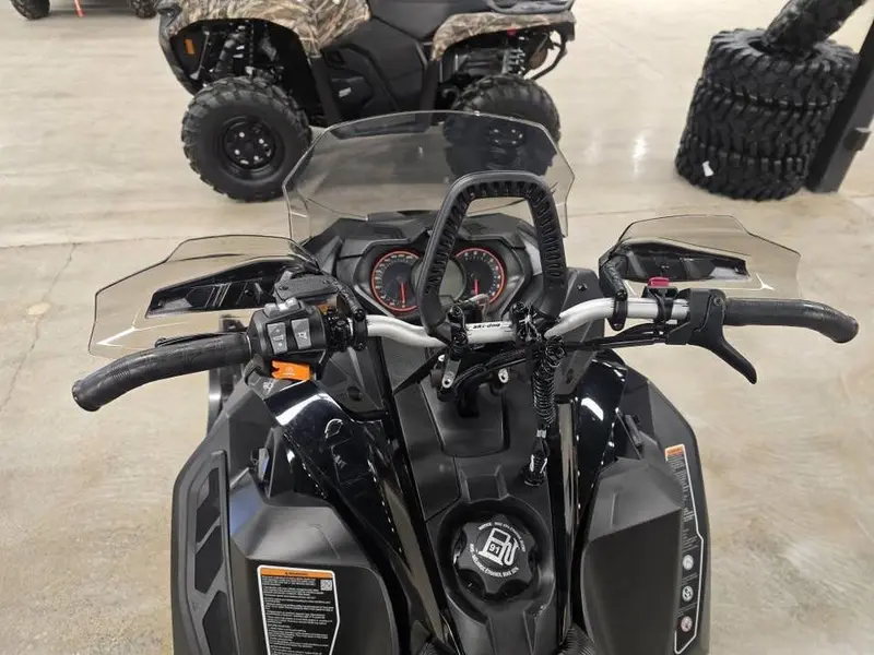 2019 Ski-Doo Backcountry X-RS thumbnail 6