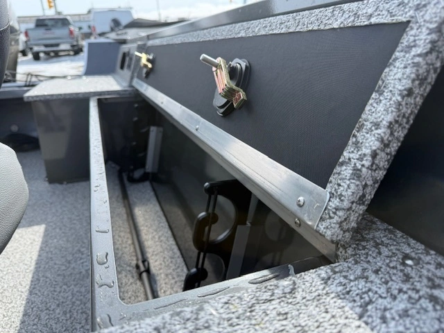 2026 Mirrocraft Outfitter 165t-0 alt