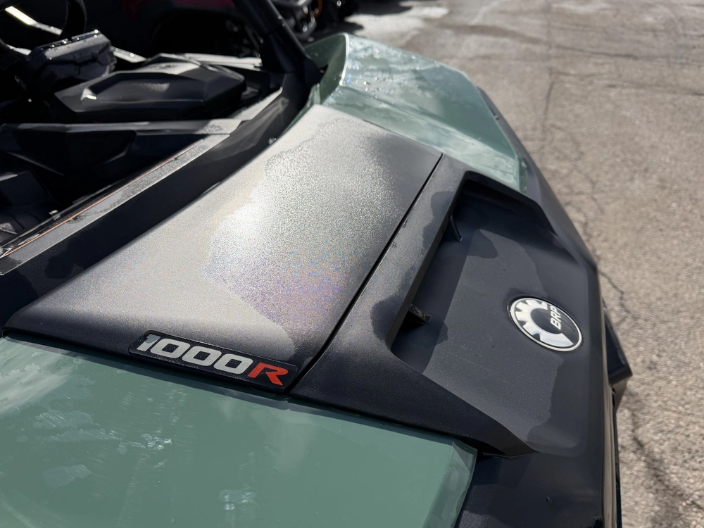 2025 Brp Commander Max Dps 1000r alt