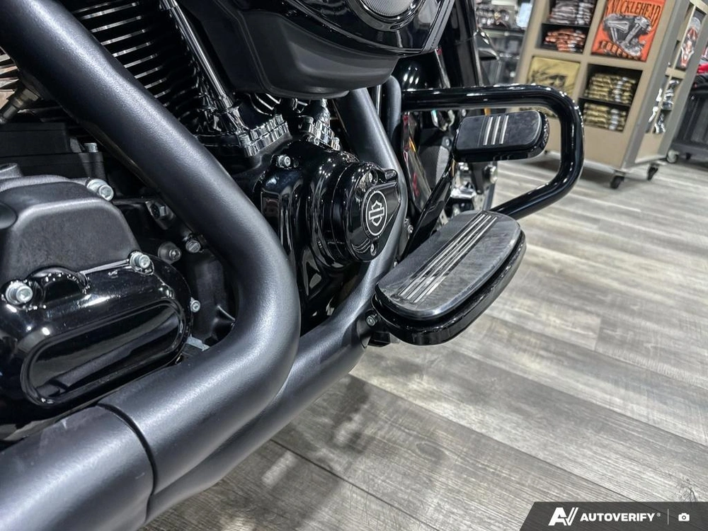 2026 Harley-davidson Road Glide alt