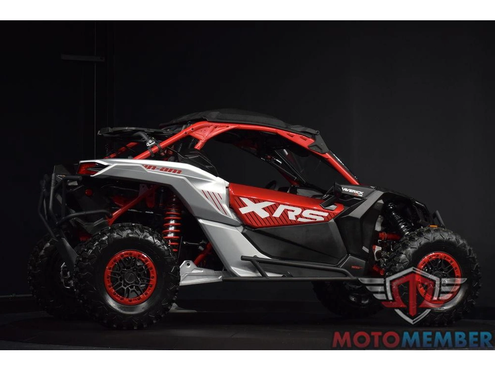 2025 Can-am Maverick X3 Ds Turbo Fiery Red & Hyper Silver alt