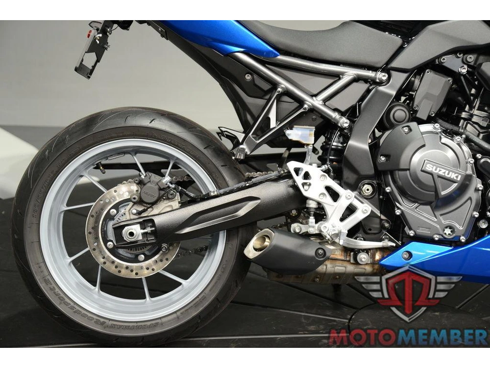 2024 Suzuki Gsx-8r alt
