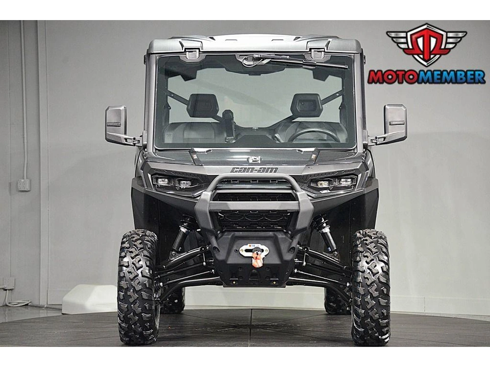 2026 Can-am Defender Max Xt Cab Hd11 With 10.25 In.display alt