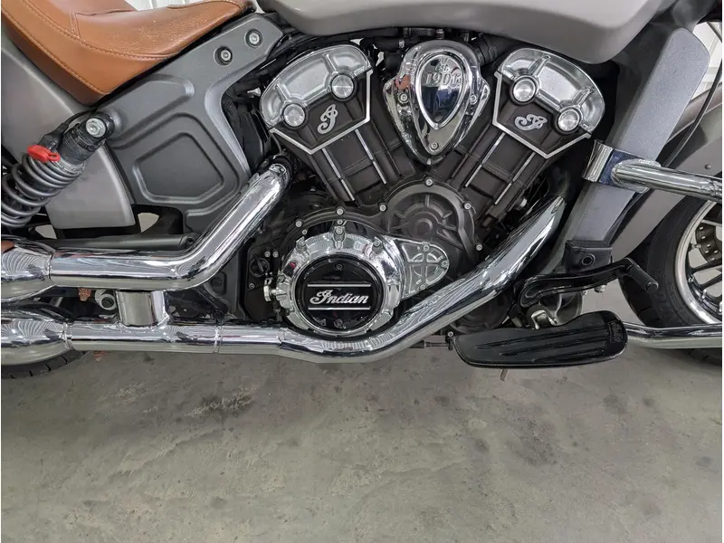 2017 Indian Motorcycle SCOUT 1200 thumbnail 7