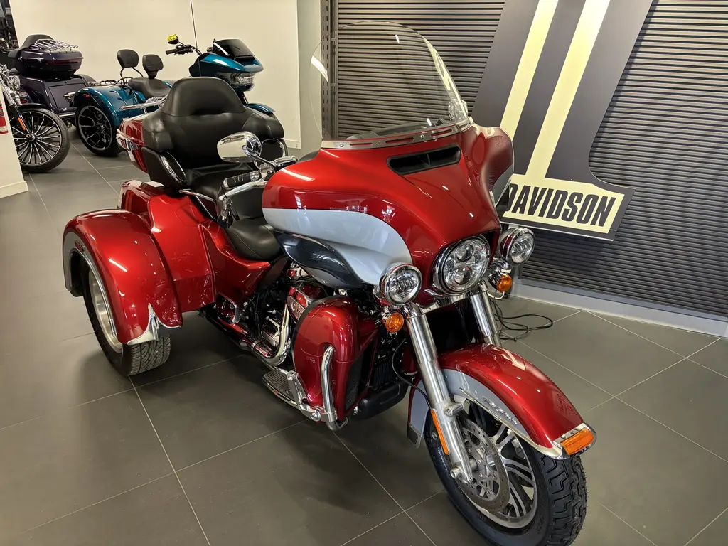 Harley-Davidson FLHTCUTG Tri Glide UltraFLHTCUTG 2019