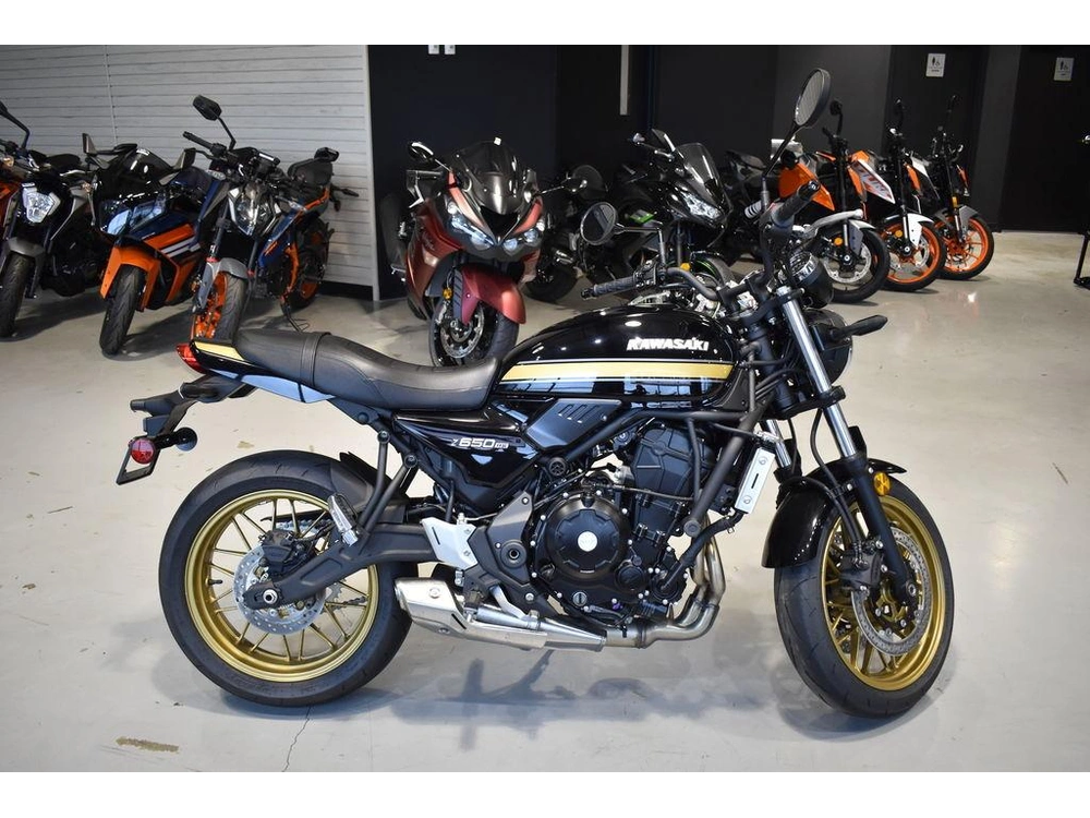 2025 Kawasaki Z650rs Abs alt