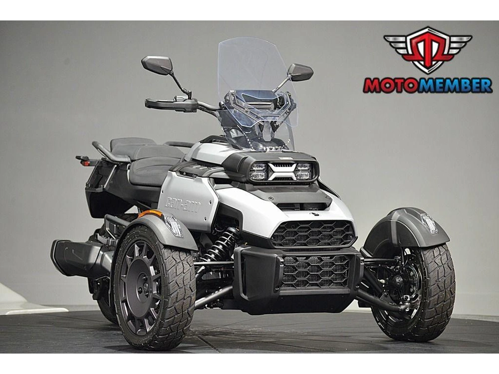 2025 Can-am Canyon alt