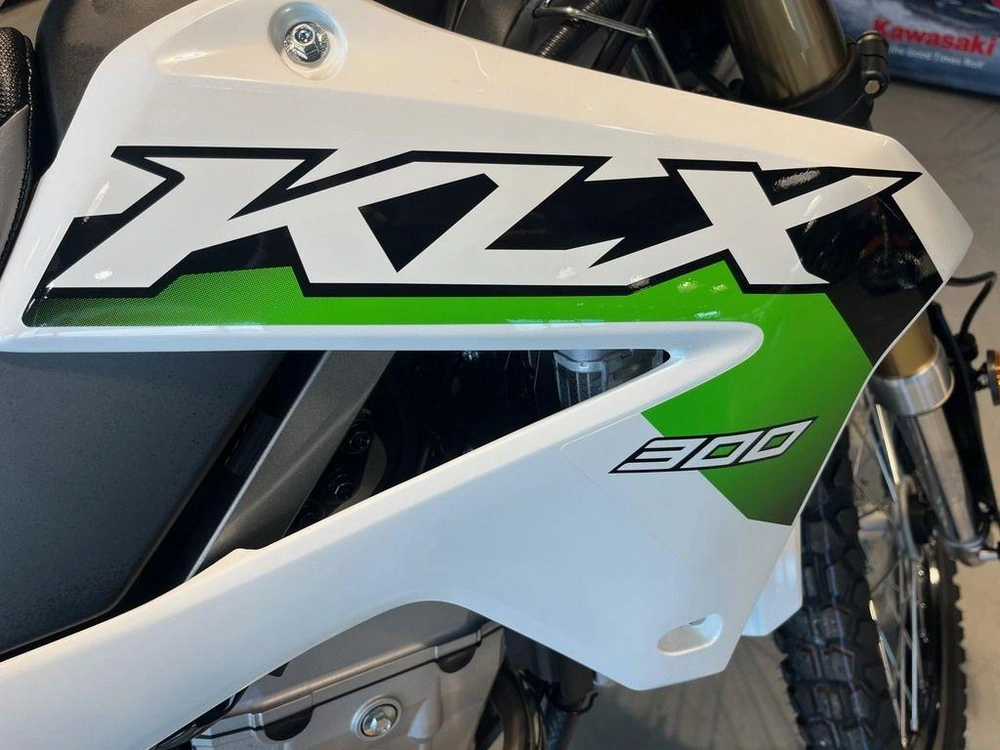 2026 Kawasaki Klx®300 alt