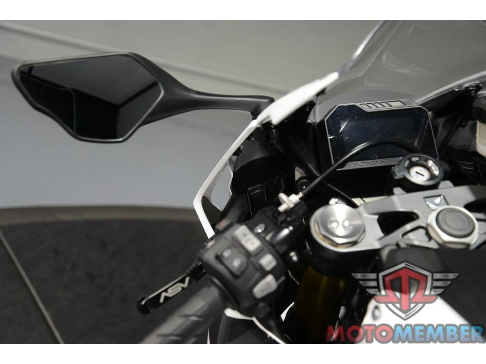 2026 Honda Cbr1000rr alt