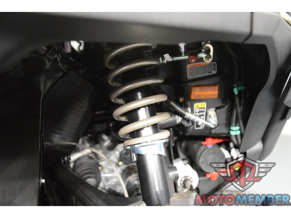 2026 Can-am Defender Max Limited Hd11 Desert Tan & Carbon Black alt