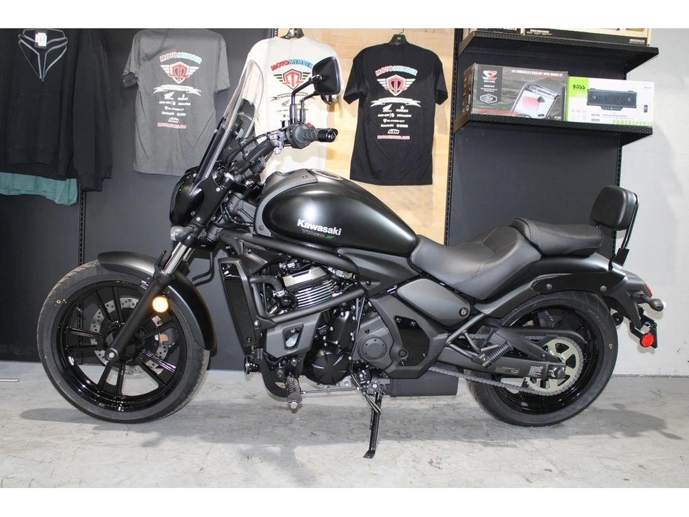 2025 Kawasaki Vulcan® S alt