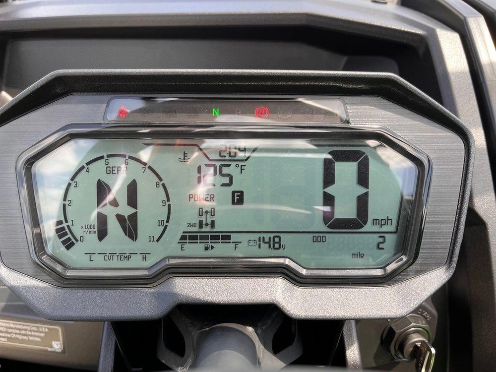 2025 Kawasaki Teryx Krx® 1000 Lifted Edition alt