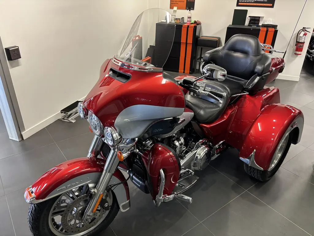 Harley-Davidson FLHTCUTG Tri Glide UltraFLHTCUTG 2019