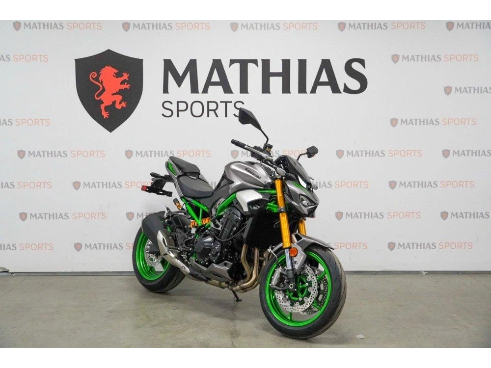 Kawasaki Z900 Se 2025 alt