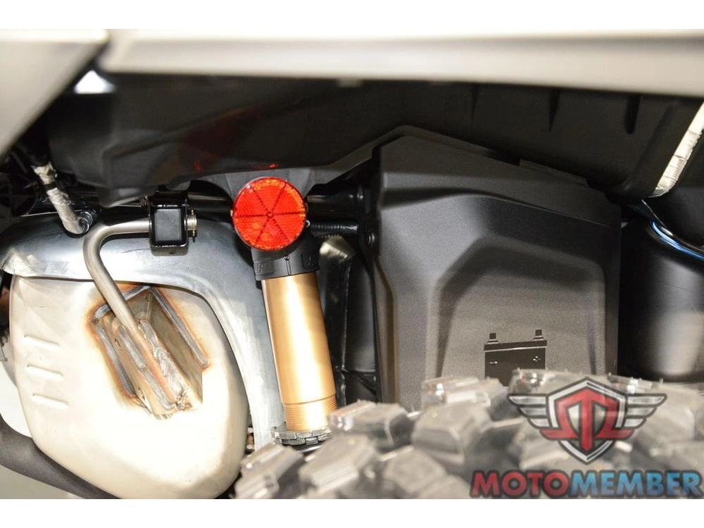 2026 Can-am Outlander Backcountry 1000r alt