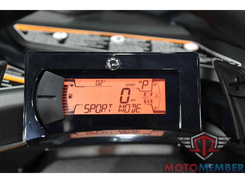 2026 Can-am Maverick R X Rc alt