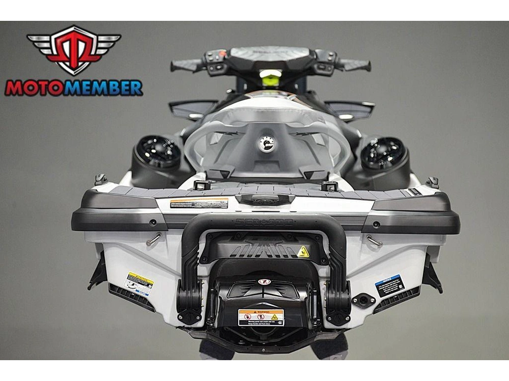 2026 Sea-doo Gtx™ Limited 325 White Pearl Premium alt