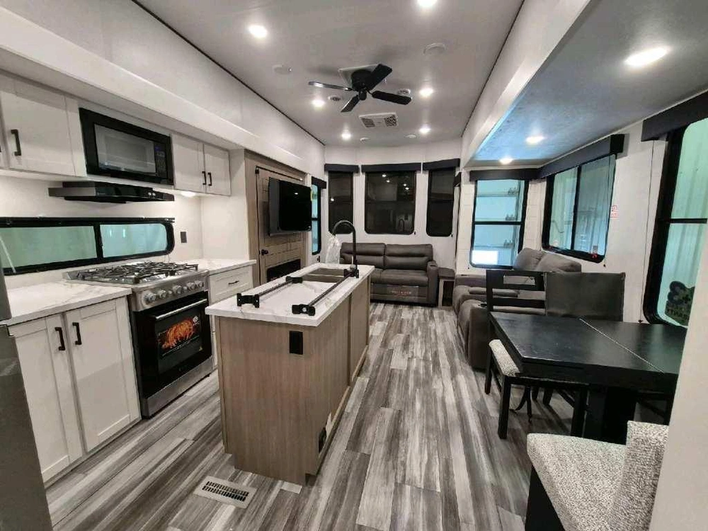 Jayco Jay Flight Bungalow 401loft 2026 alt