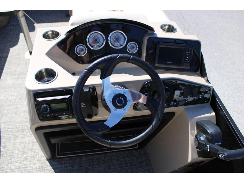 2025 Suncatcher Select 20rc alt