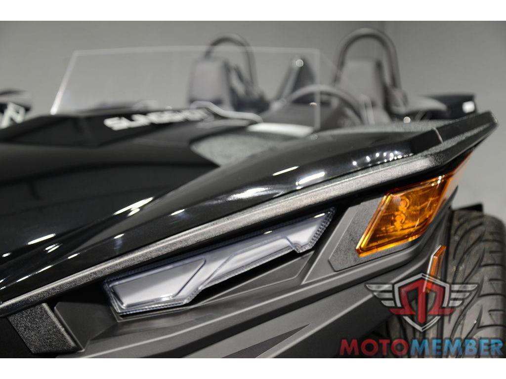 2025 Polaris Slingshot S (AutoDrive) for Sale