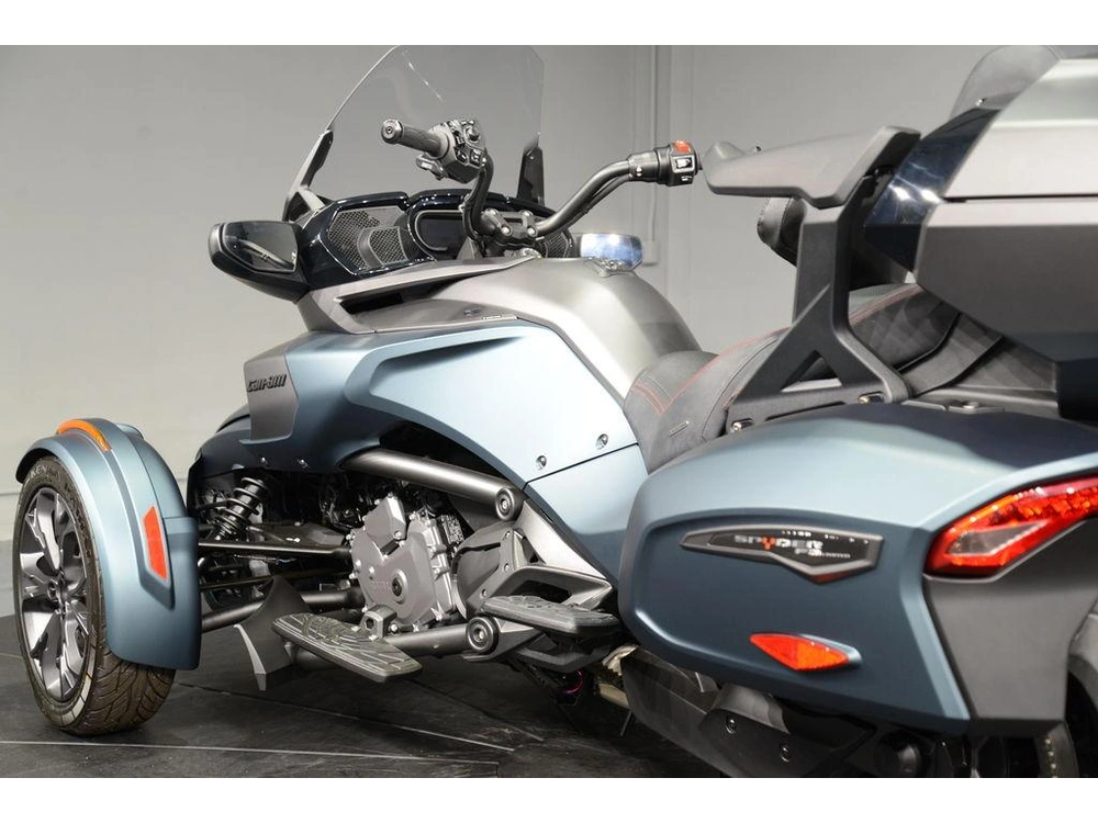 2026 Can-am Spyder Rt Limited Dark alt