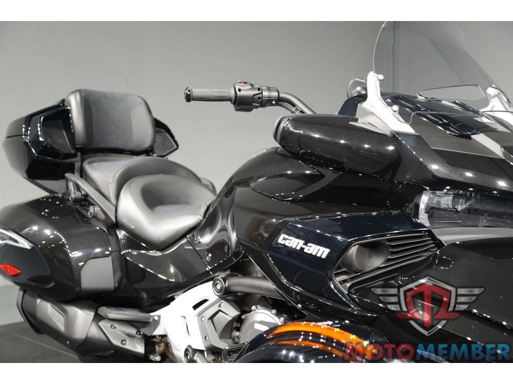 2023 Can-am Spyder F3 Limited Platine Wheels alt