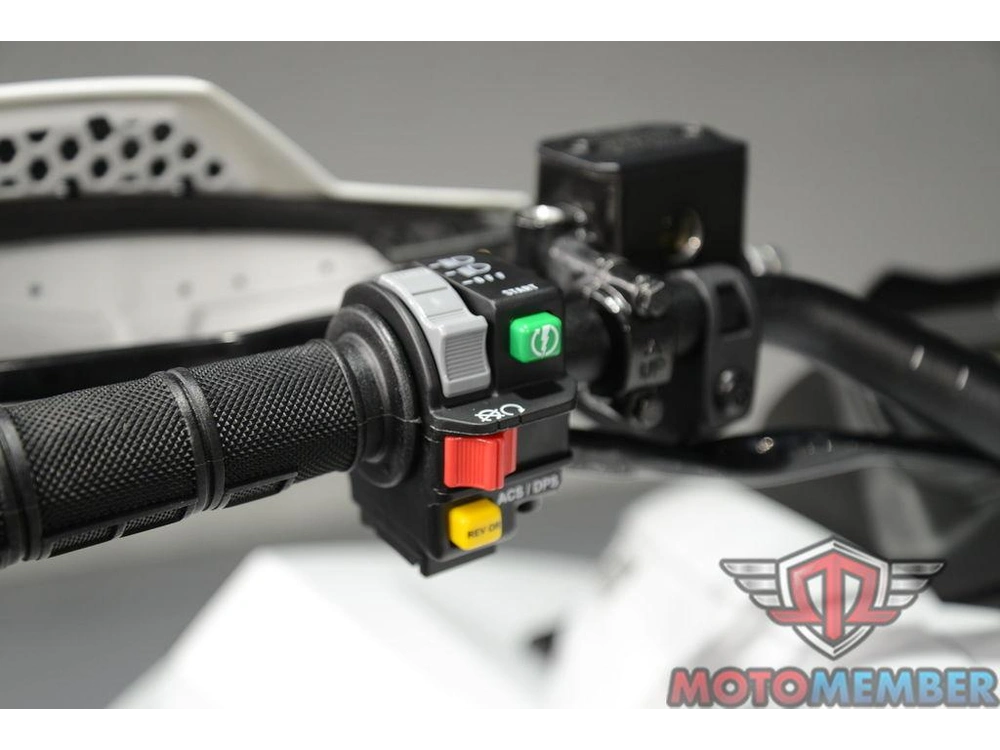 2026 Can-am Renegade X Xc 1000r alt