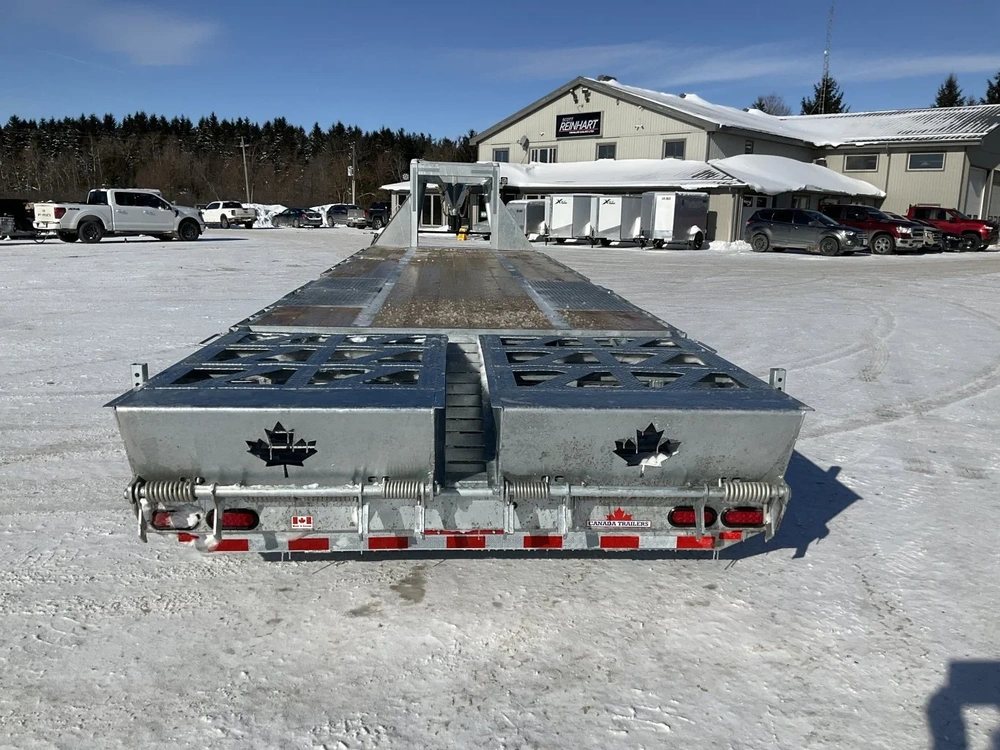 2026 Canada Trailers 8.5x30 15 Ton Galvanized Gooseneck Equipment Trailer alt