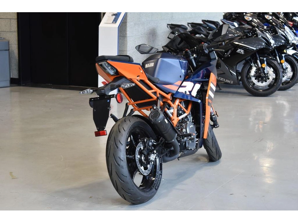 2024 Ktm Rc 390 alt