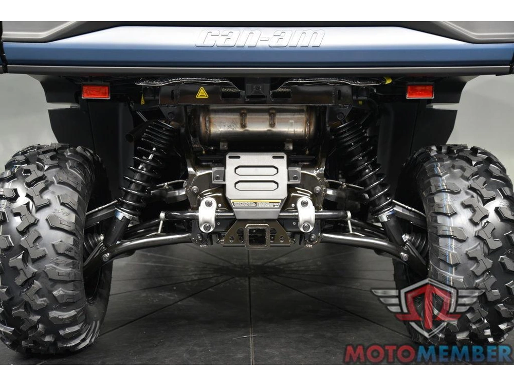 2026 Can-am Defender Max Xt Hd11 With 10.25 In. Infotainment alt