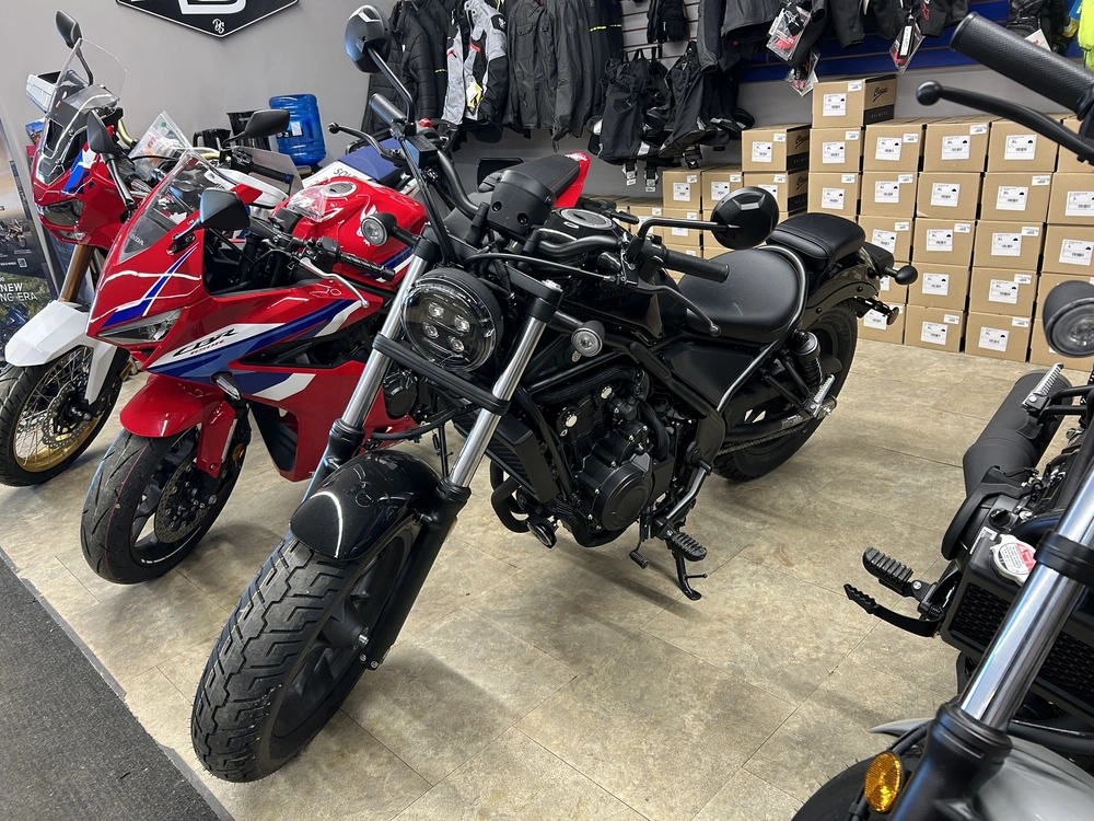 2026 Honda 2026 Honda Rebel 500 (abs) Black alt