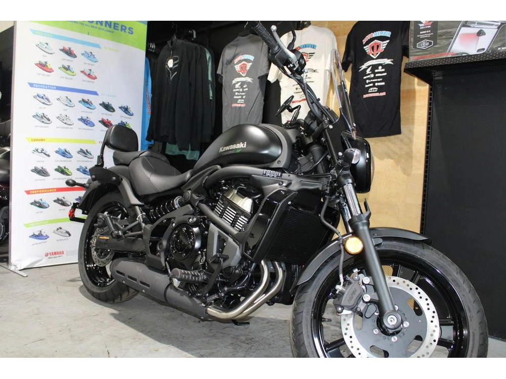 2025 Kawasaki Vulcan® S alt