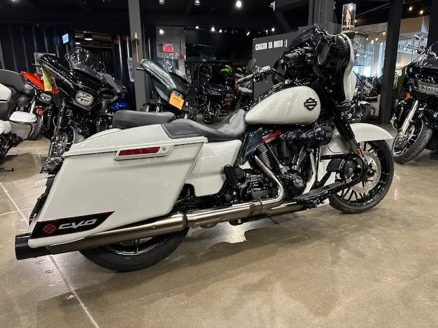 Harley-Davidson CVO Street GlideFLHXSE 2020