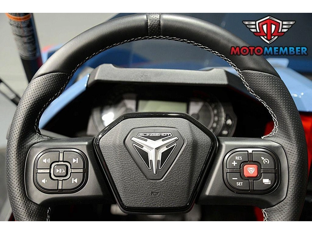 2025 Slingshot Slingshot® R Royal Red Blue alt