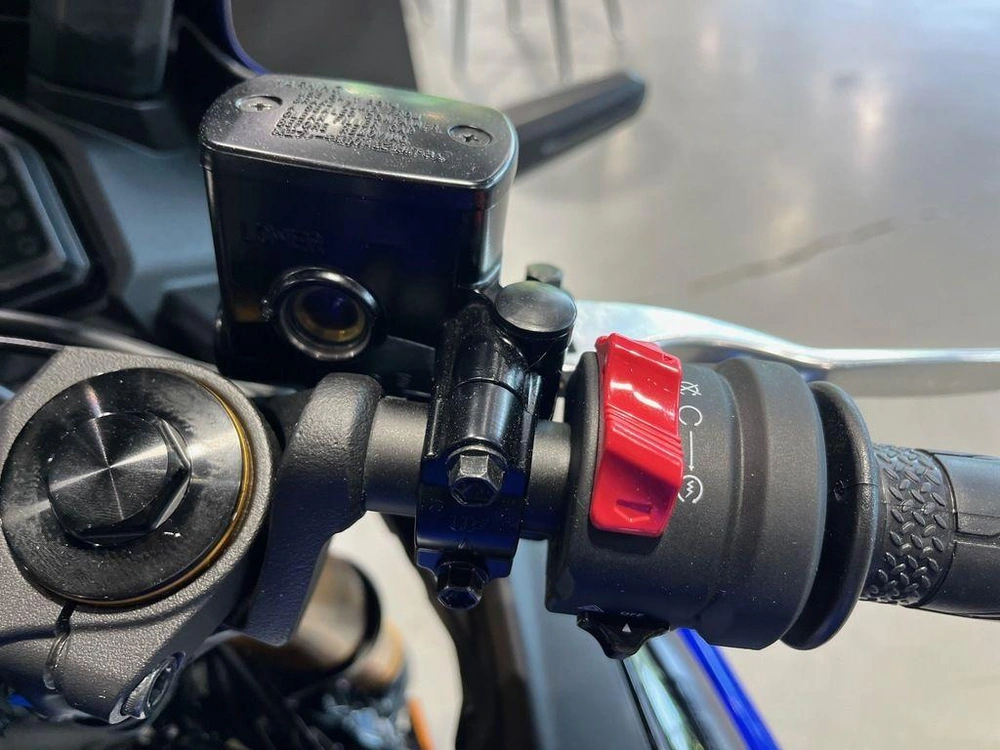 2025 Yamaha Yzf-r3 alt