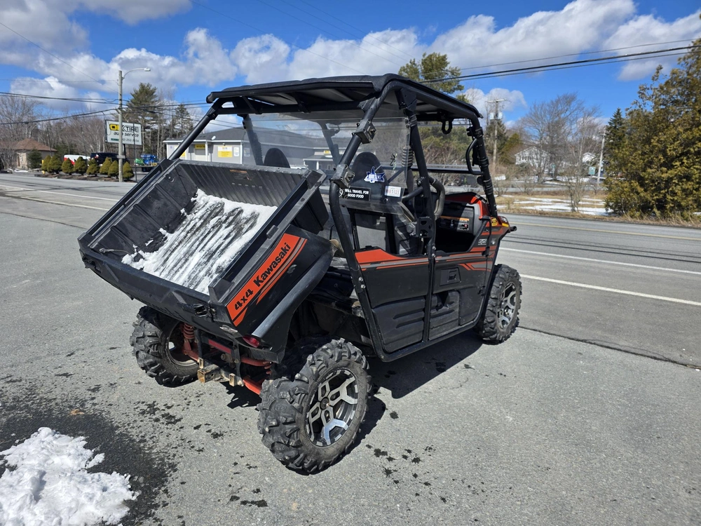 2017 Kawasaki Teryx Le alt