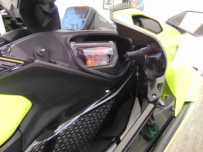 2026 Kawasaki ULTRA 310X thumbnail 6